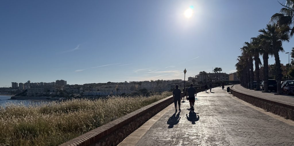 Promenáda LaZenia směr Campoamor